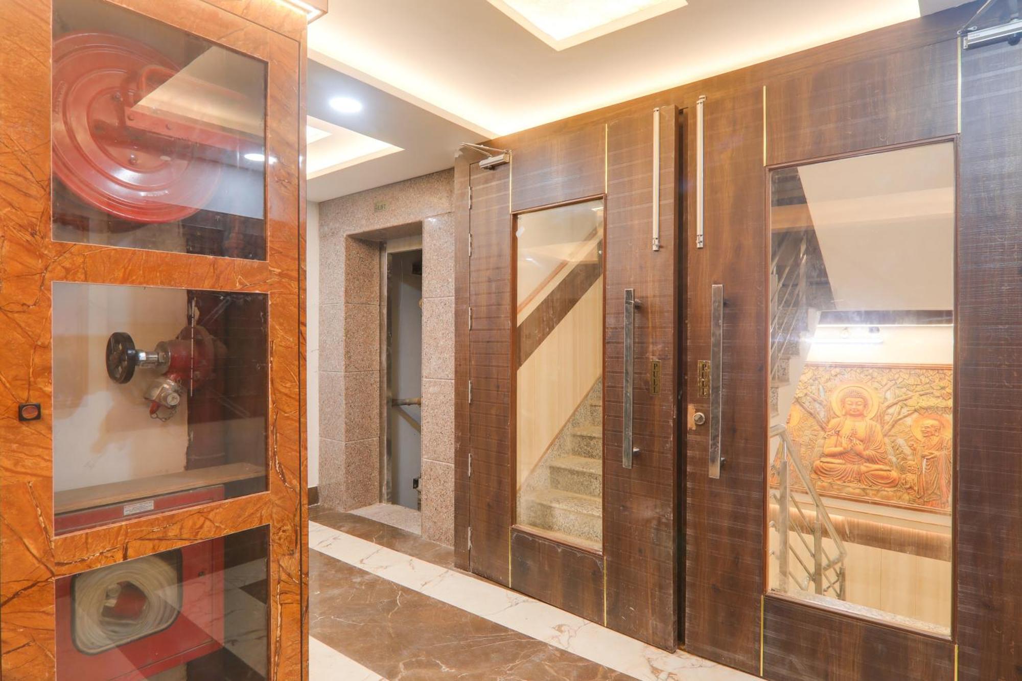 Super Collection O Ghanta Ghar 4*